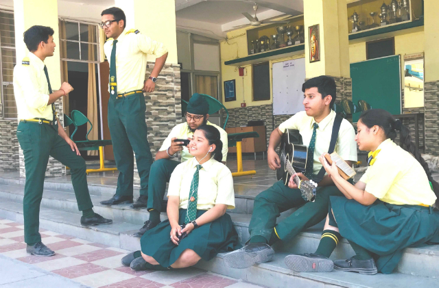 Brain Strain - Inter House Middle School Photography Contest
