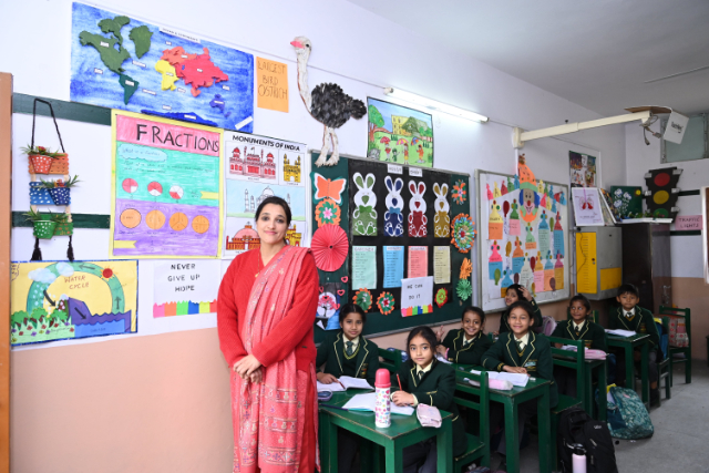 JUNIOR SCHOOL  CHART COMPETITION