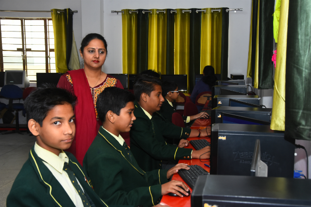 Middle School Computer Day