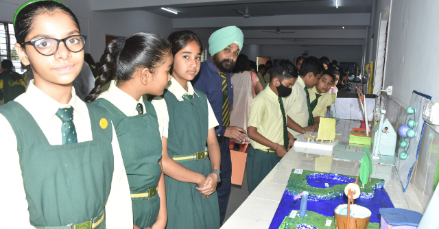 MIDDLE SCHOOL SCIENCE EXHIBITION 