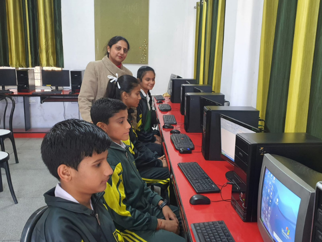 Middle School Computer Day