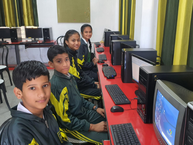 Middle School Computer Day