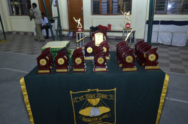 St. Judeâ€™s School wins the 6th St. Judeâ€™s Premier League  (Inter School Junior Boys Indoor Crick