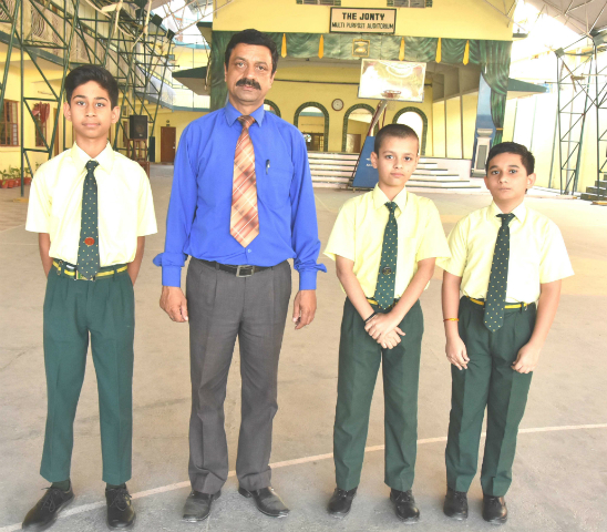 Our Junior School Quiz Team comes 4th at the Quintessence Quiz held at Summer Valley School